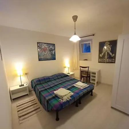 The Door Of The Castle Apartament Menaggio