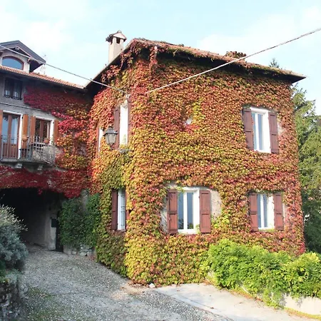 The Door Of The Castle Apartament